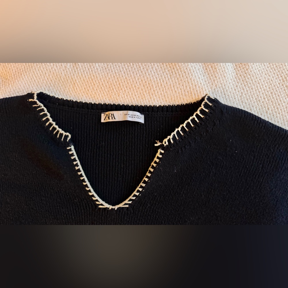 ZARA Woven Heavy Sweater Navy Knit Top w White Stitching Front Pockets V-neck - Picture 10 of 15